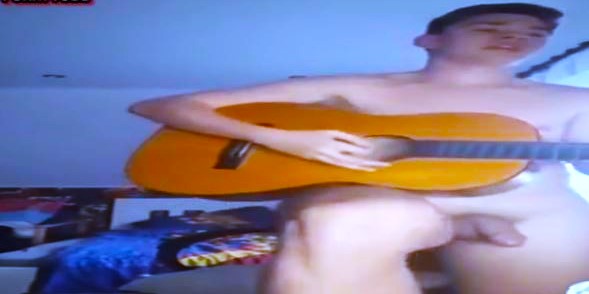 Me sound guitar nude
